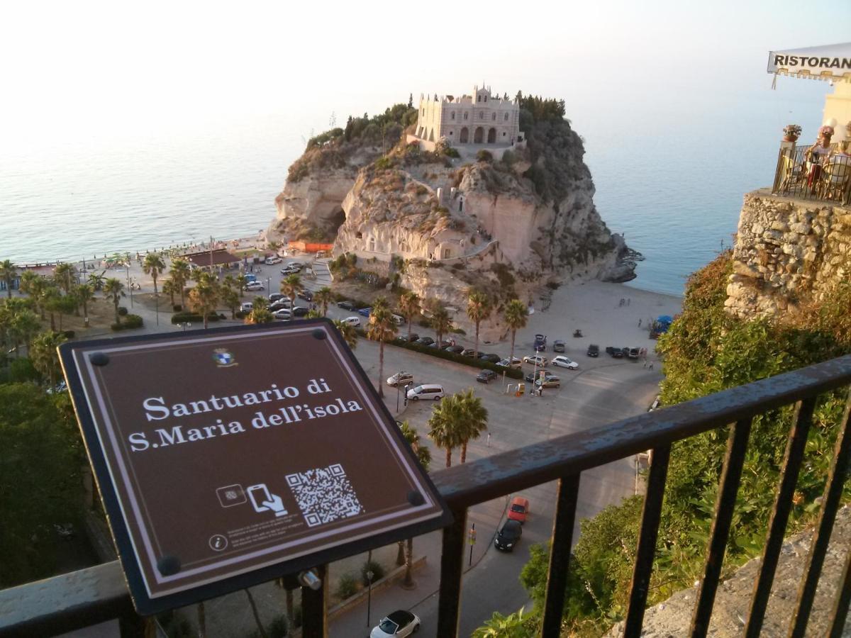 Villa Rosa Tropea Exteriör bild