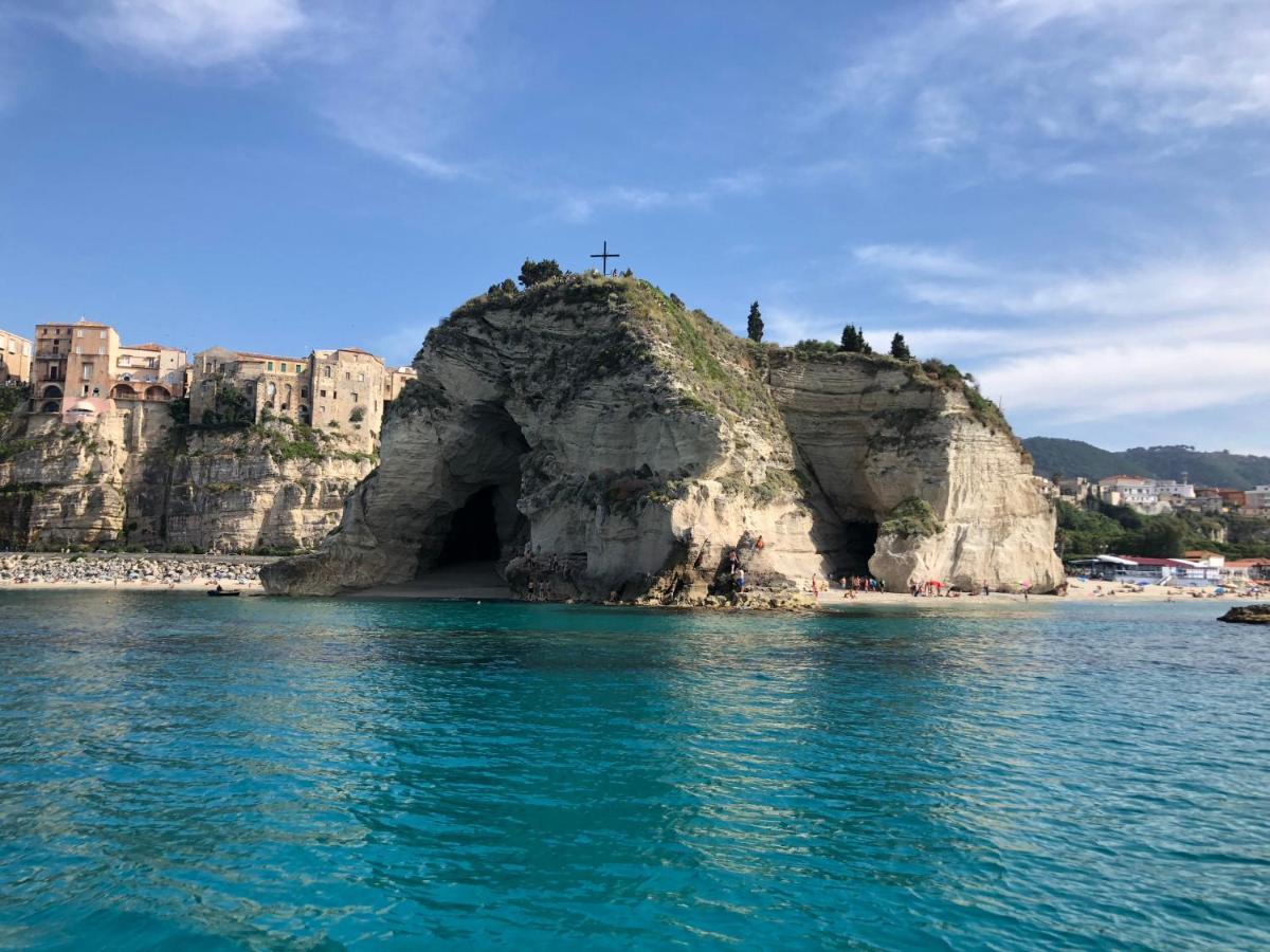 Villa Rosa Tropea Exteriör bild